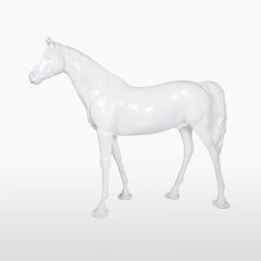 Декоративная лошадь (конь) белая